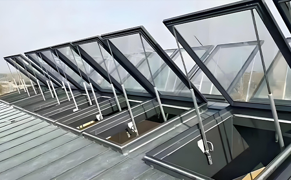 消防阎良排烟窗的接线安装指南